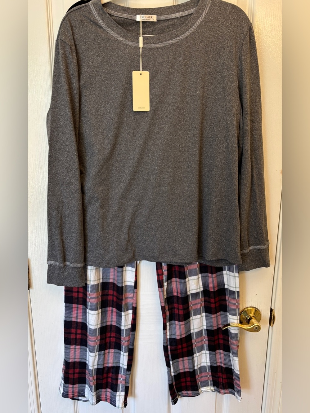 Ekouaer Gray Top and Pink Plaid Pajama Set ~ Women’s XL ~ New with Tags